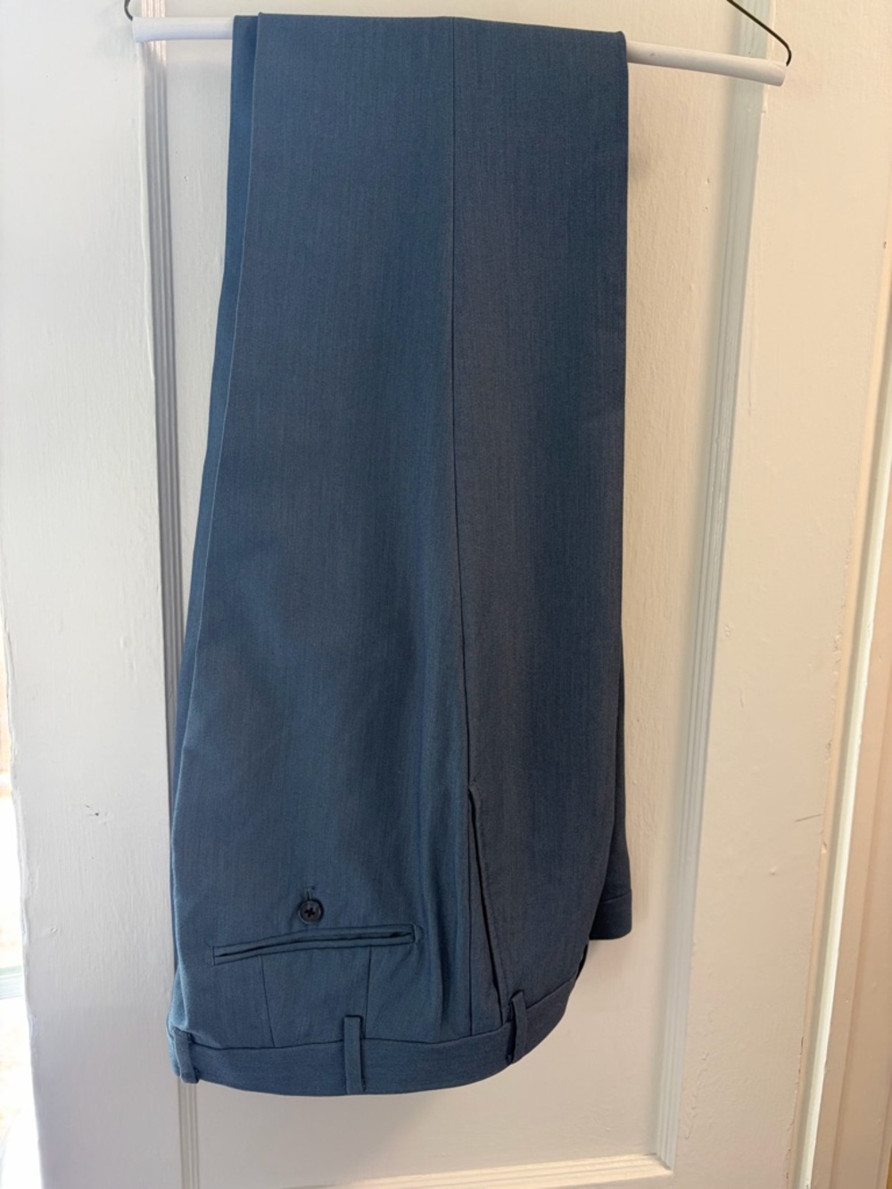 Classic Men's Blue Two-Piece Suit - Elegant Formal Blazer & Trousers - Picture 4 of 9